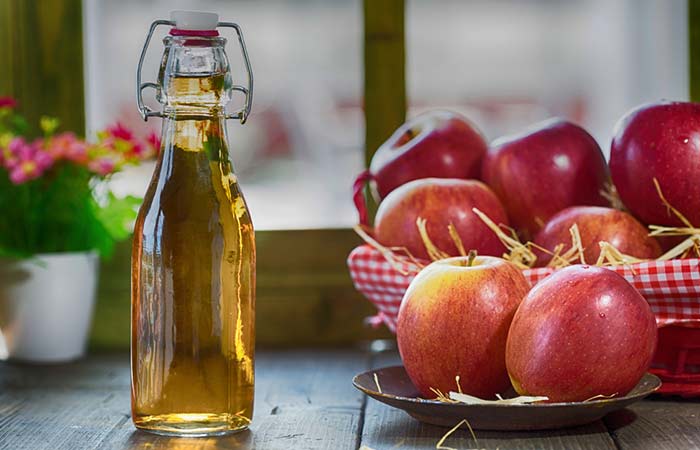 8 Natural Way To Get Get White Teeth At Home