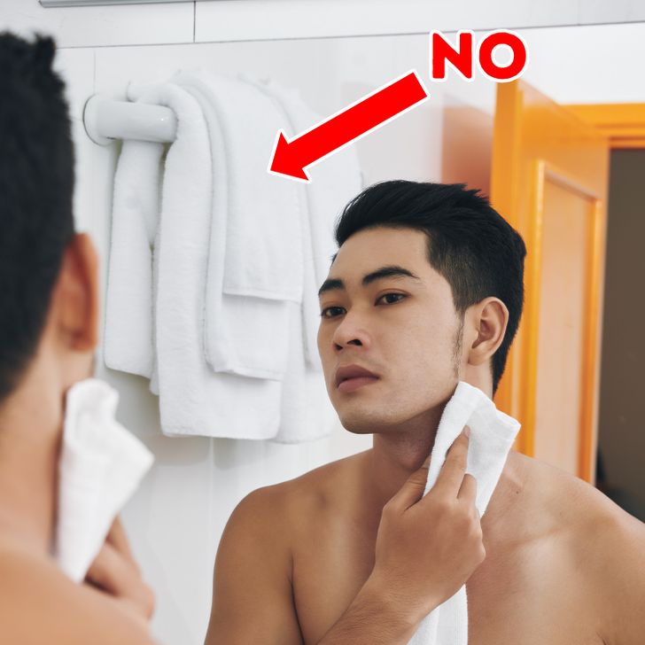 8 Bathroom Habits That Could Be Wrecking Your Health