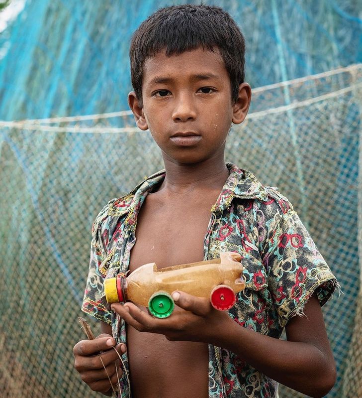 A Photographer Shows What Childhood Looks Like in Different Parts of the World