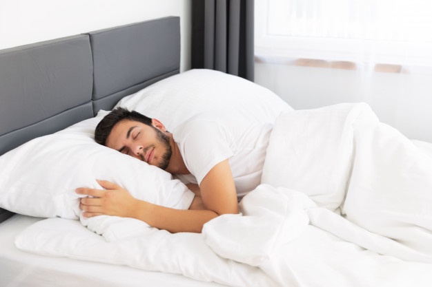 Simple Tips That Will Help You Sleep Better And Quality Right Away