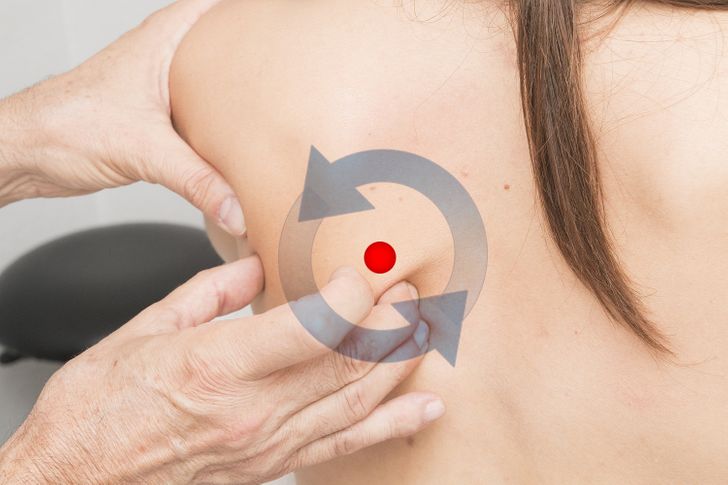 7 Ways to Free Yourself From Annoying Pain in the Neck and Back