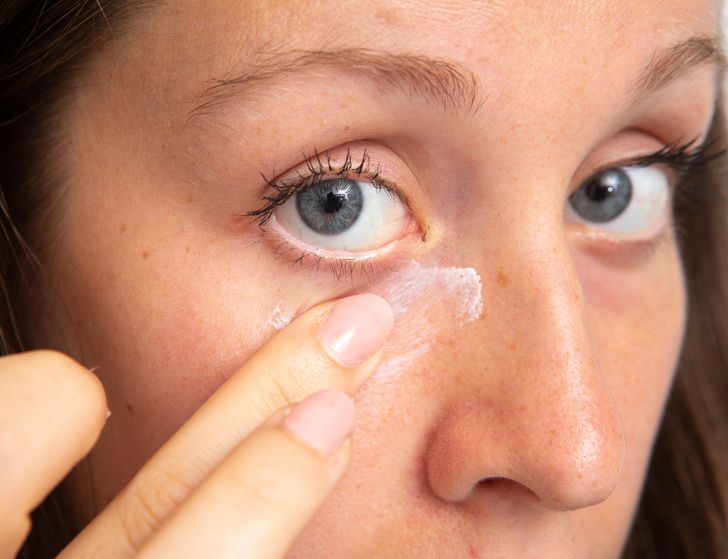 6 Tips to Reduce Black Circles and Tiredness Under the Eyes